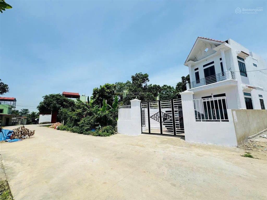 Bán đất tặng nhà 2 tầng  cầu ro bắc lý