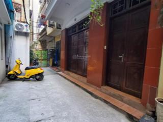 Bán nhà hoàng hoa thám  60m2  mặt tiền 5m  15m ra đường oto tránh  ngõ rất đẹp.