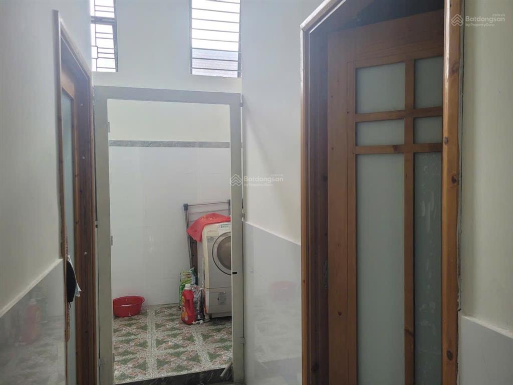 Cho thuê nhà nguyên căn 4pn, 2wc, 20 triệu, 170m2 kiệt oto phan tứ sát biển mỹ khê, đn