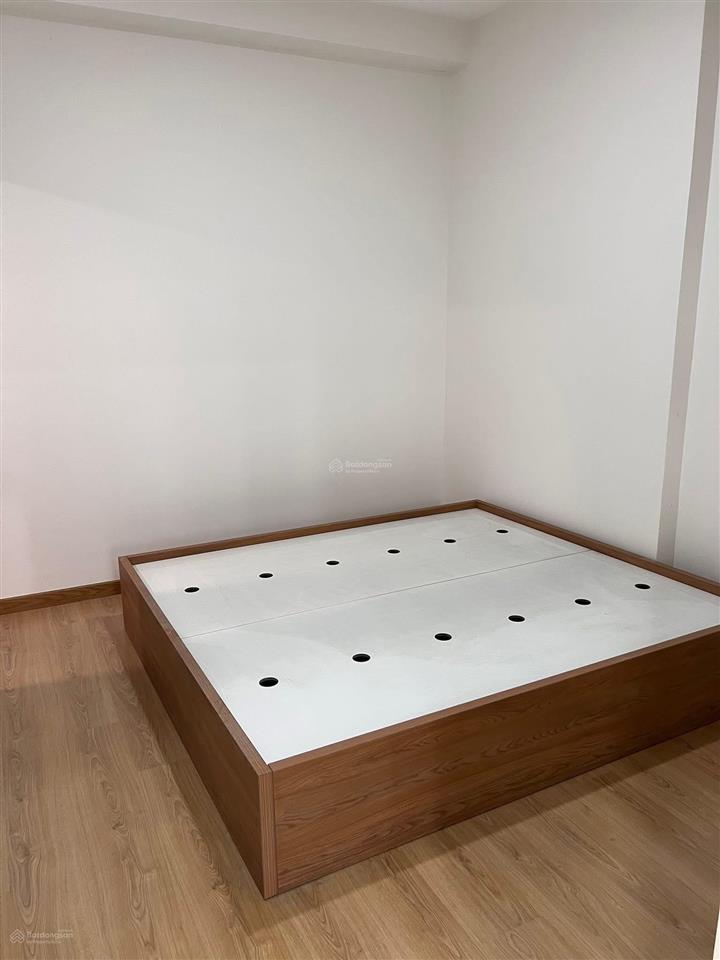 Chính chủ gửi bán căn hộ 54,64m2, giá 2,250 tỷ tầng trung, view đẹp chung cư sài gòn intela