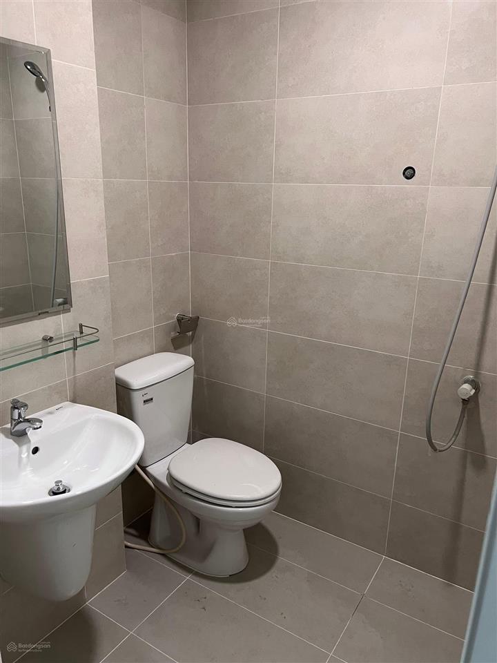 Chính chủ gửi bán căn hộ 54,64m2, giá 2,250 tỷ tầng trung, view đẹp chung cư sài gòn intela