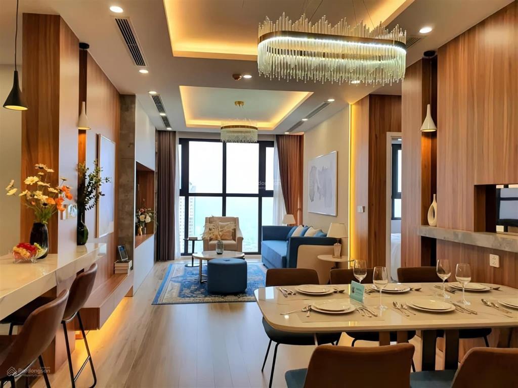 Hàng hiếm lâu mới có căn bán, căn 3 ngủ 107m2 thiết kế đẹp nhất brg tặng nội thất 2,5 tỷ siêu xịn