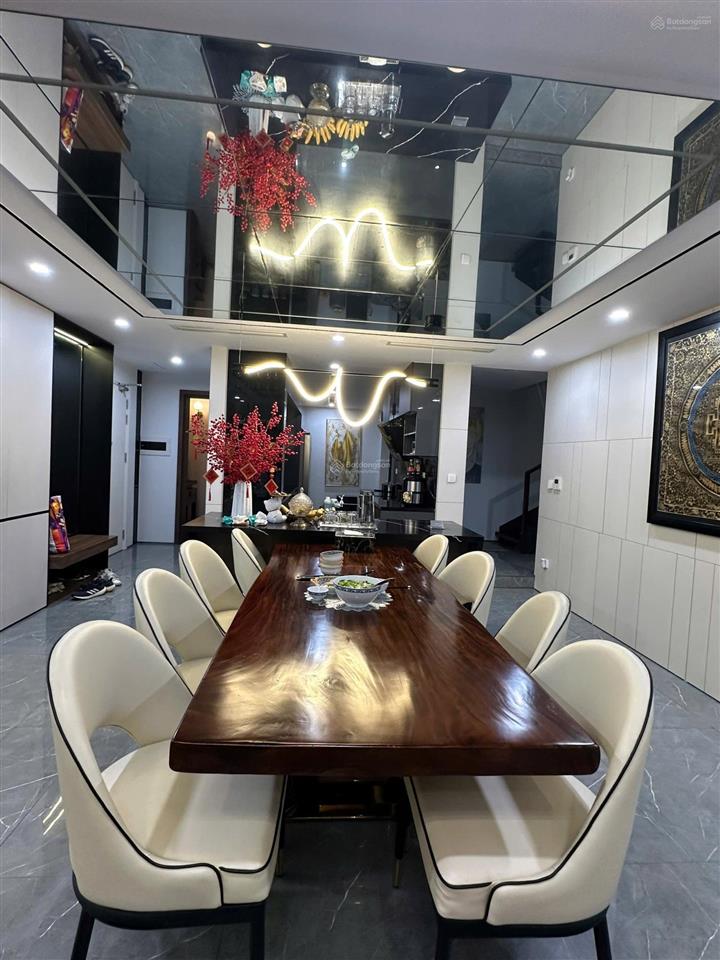 Hàng hiếm độc bản căn penthouse góc vip nhất new skyline 325m2 giá 22 tỷ