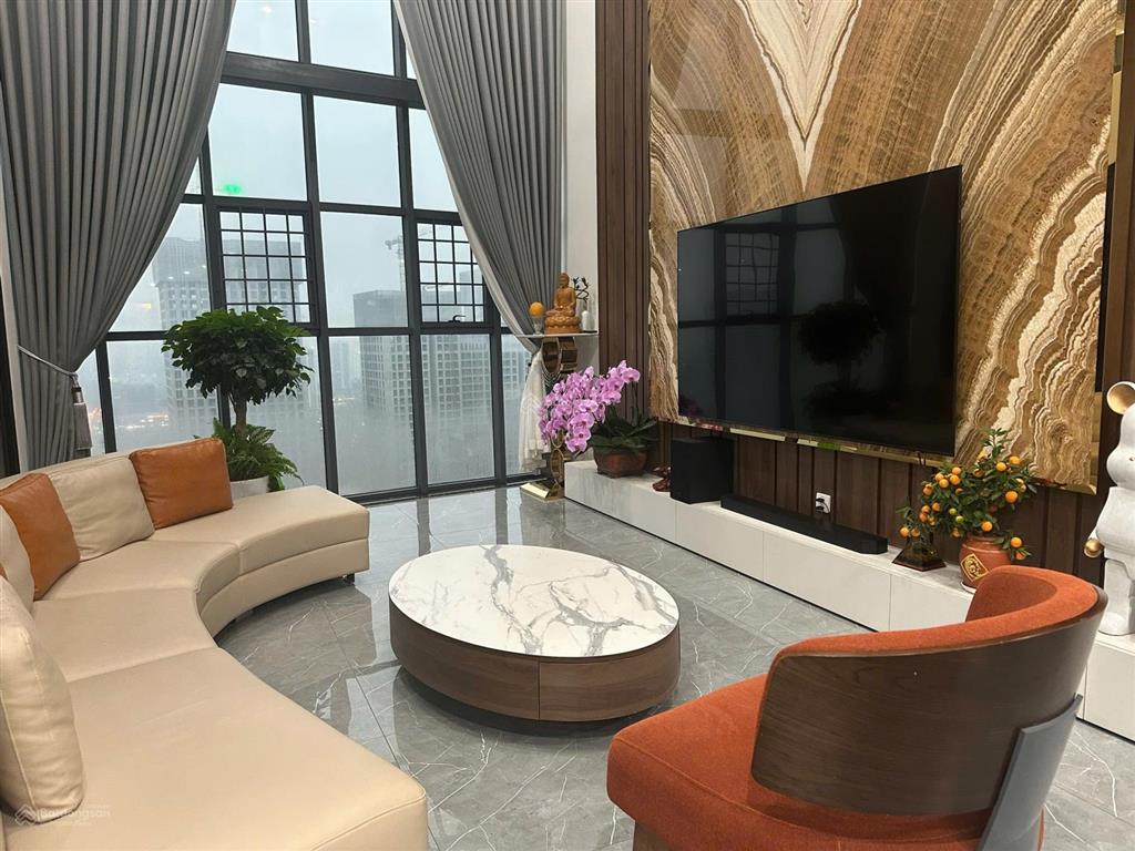 Hàng hiếm độc bản căn penthouse góc vip nhất new skyline 325m2 giá 22 tỷ