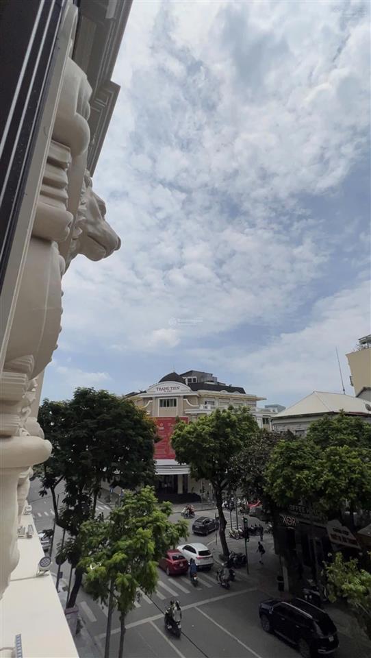 Cần bán căn hoa hậu đẹp số 1 the grand hàng bài