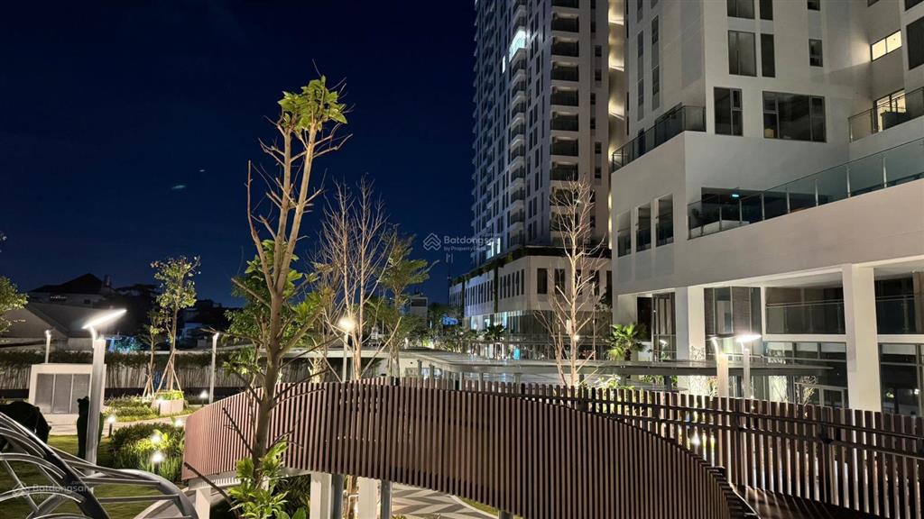 Chính chủ bán căn 2pn 84m2 view nội khu  full nội thất|nhà mới 100%|hỗ trợ xem nhà 24/7|