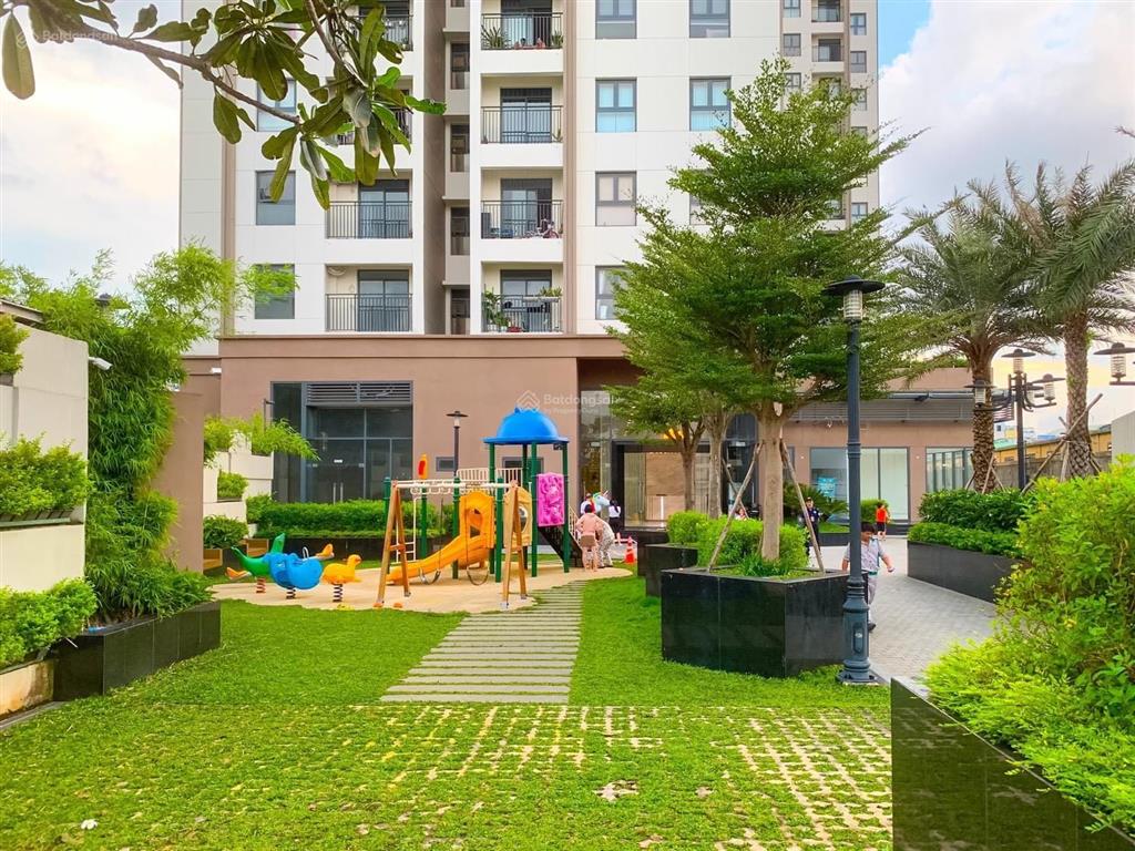 Thuê saigon asiana 3 pn nội thất cơ bản chủ đầu tư tầng trung, giá 12tr, full nt 15tr/ tháng ở ngay