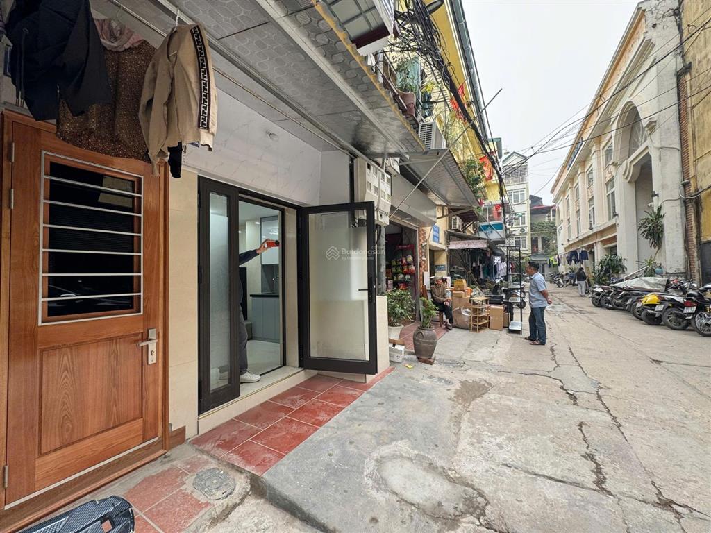 Bán căn hộ tầng 1 tập thể mai dịch, cầu giấy ô tô đỗ cửa kinh doanh giá rẻ nhất tt 3,35 tỷ