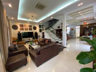 Bán biệt thự liên kế mỹ thái 3, kdt phú mỹ hưng, quận 7. dt 180m2, căn góc công viên, thoáng 3 mặt