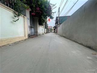Bán 84m2 bùi xá tam hưng đường 5m ô tô  thông