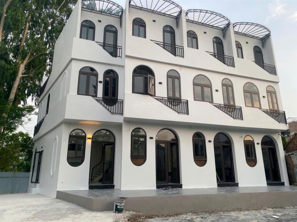 Bán 2 căn nhà mới tinh đỗ động 3 tầng giáp vinolympic chỉ 3.3 tỷ! rẻ nhất thanh oai