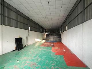 Kho 6*26m có gác 30m2 sạch sẽ sd 180m2 giáp thủ đức cũ. sg mới. sạch sẽ có 3 pha