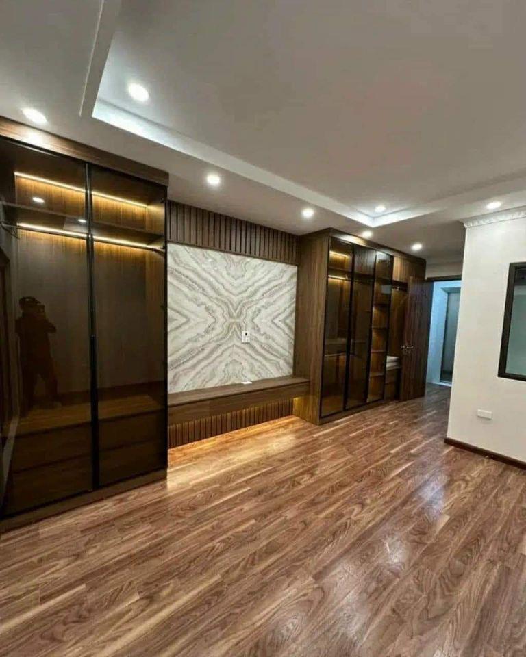 Nhà đẹp Tây Mỗ 35M 6 Tầng, Thang máy, ô tô đỗ gần, view công viên giá tốt