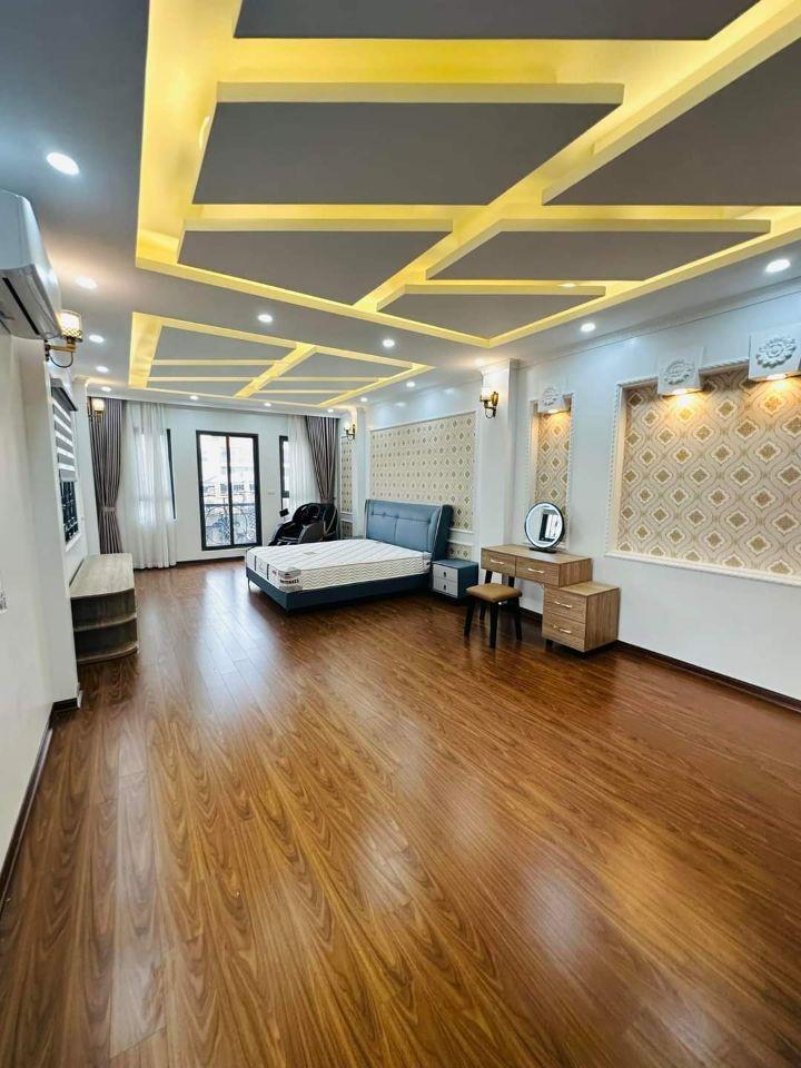 Nhà mặt ngõ Vân Côn 42M 5 Tầng, ô tô đỗ cửa, ô chờ thang máy, đường 6m giá nhỉnh 6 tỷ