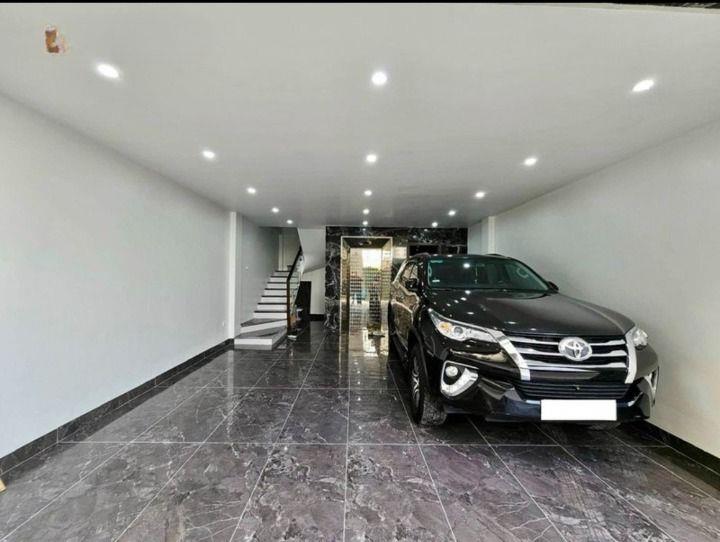 Bán nhà Vân Côn, Hoài Đức 40M 5 Tầng, Gara ô tô đỗ cửa, thang máy kinh doanh nhỉnh 6 tỷ