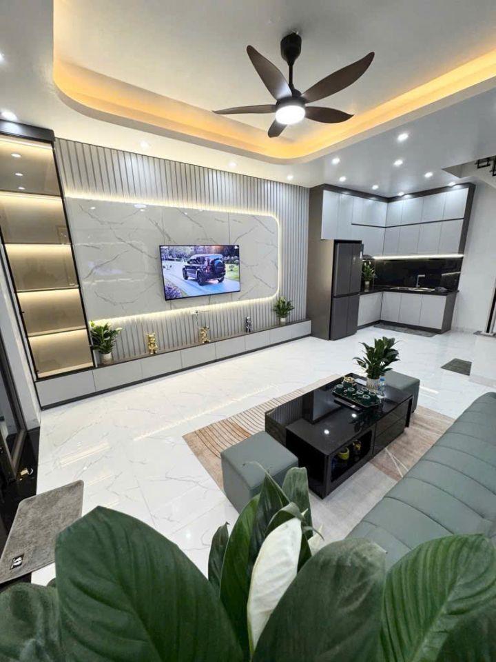 Bán nhà Xuân Phương ngay phố Trần Hữu Dực 32M 5 Tầng, 3 ngủ, ô tô đỗ giá 5.3 tỷ