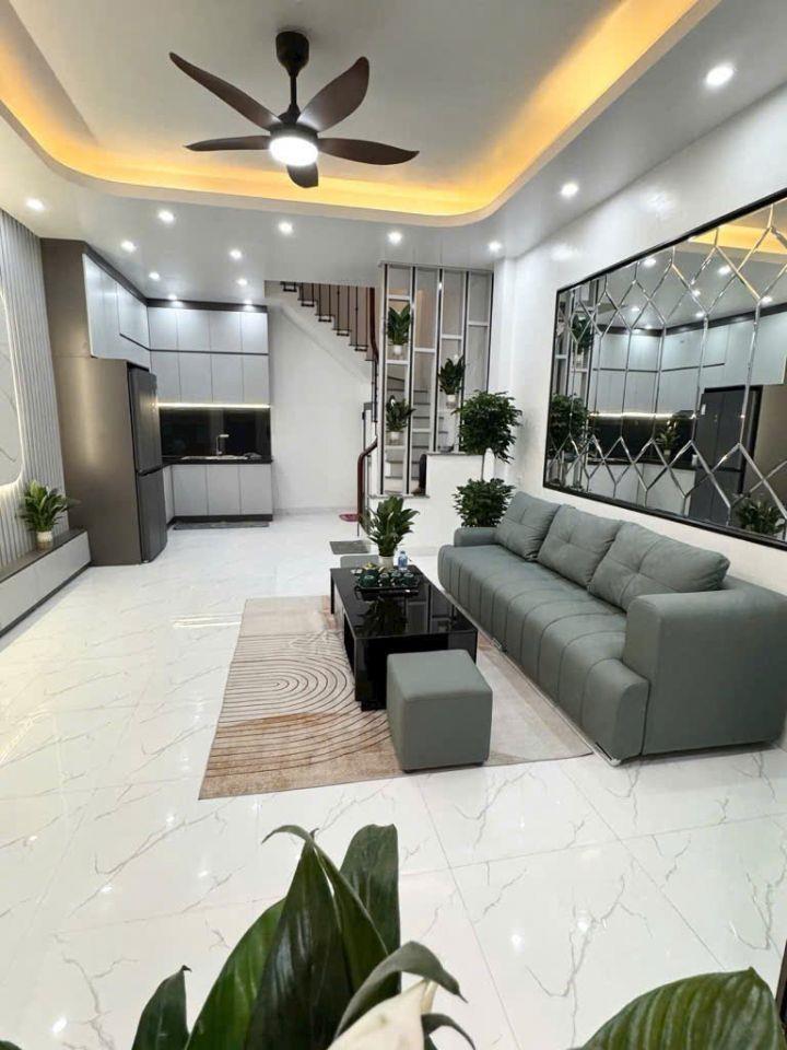 Bán nhà Xuân Phương ngay phố Trần Hữu Dực 32M 5 Tầng, 3 ngủ, ô tô đỗ giá 5.3 tỷ