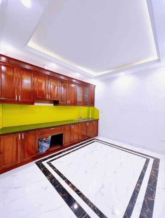 Bán nhà Lại Yên, Hoài Đức 40M 5 Tầng, gara ô tô, 2 mặt thoáng giá nhỉnh 5 tỷ