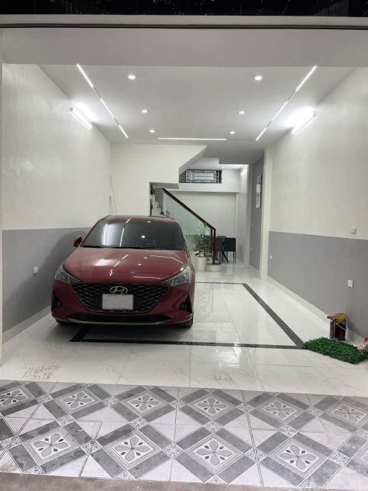 Bán nhà Lại Yên, Hoài Đức 40M 5 Tầng, gara ô tô, 2 mặt thoáng giá nhỉnh 5 tỷ