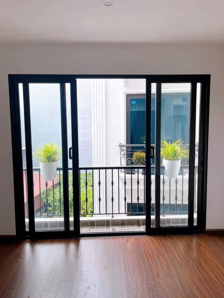 Bán nhà mặt ngõ Kim Chung, khu đô thị Hinode Royal Park 33M 5 Tầng, ô tô đỗ cửa giá 6.5 tỷ