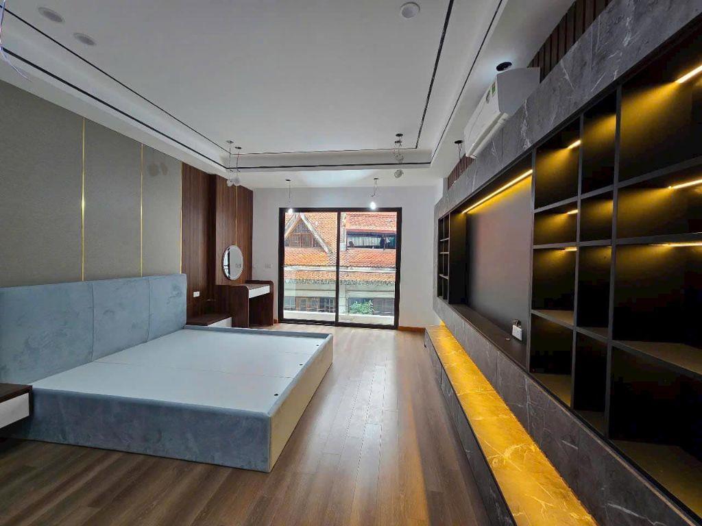 Nhà đẹp Tây Mỗ xây 6 Tầng, Thang Máy 6 điểm dừng, view sân Mỹ Đình, ô tô đỗ giá nhỉnh 7 tỷ