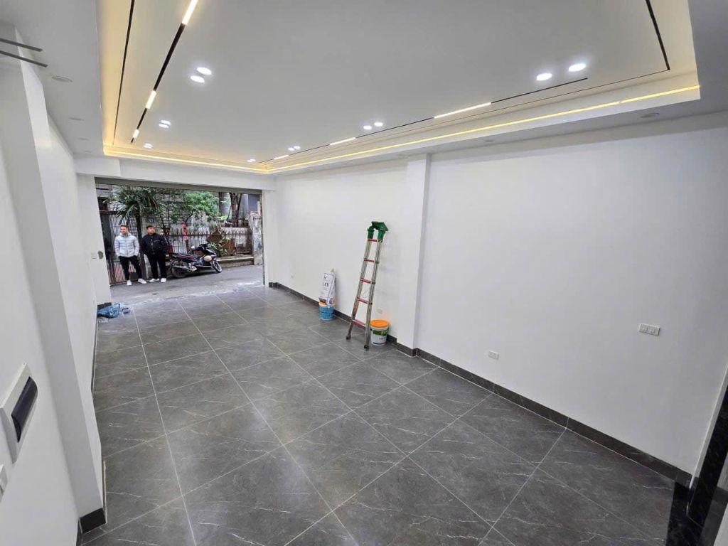 Nhà đẹp Tây Mỗ xây 6 Tầng, Thang Máy 6 điểm dừng, view sân Mỹ Đình, ô tô đỗ giá nhỉnh 7 tỷ