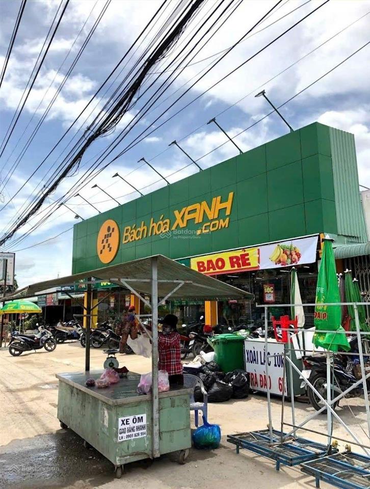 Bán nhà gần chợ nhị xuân 399tr 1 trệt 1 lầu thổ hết