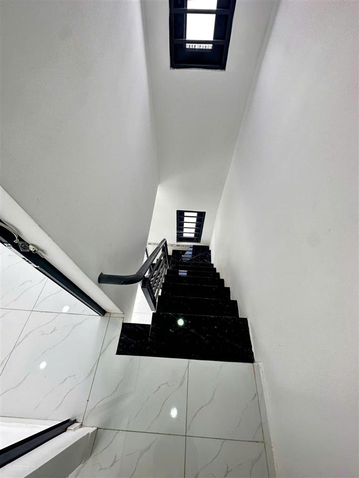 Nhà riêng kdc trần anh nhị xuân bán 595 tr đường xe hơi 7m