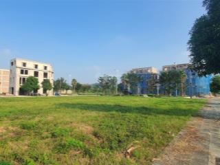 Lô 100m2 đường lớn cực đẹp mà giá cực rẻ, ac  ngay ạ