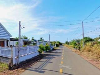Mặt tiền ql 14 vào 100m gần trường tiểu học minh thắng , dân cư đông , ngân hàng hỗ trợ 50%