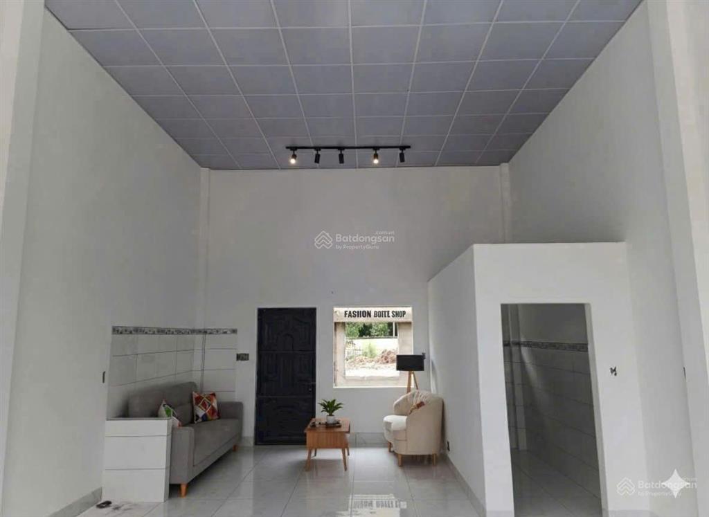 Diện tích 150m2 có sẵn nhà đối diện kcn bàu bằng mặt tiền đường d7 , mtkd sổ sẵn