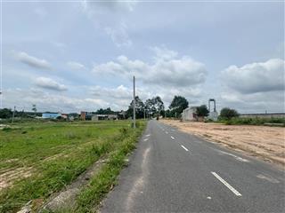 Bán gấp nền 980tr mặt tiền đường nhựa 8m diện tích 4m3x15m có 100% thổ cư ngay cổng kcn long đức