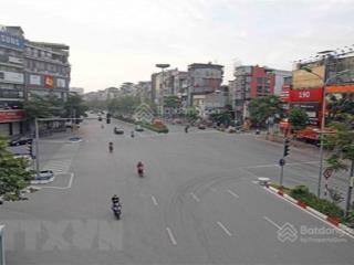 Tòa nhà vp ngã ba phố xã đàn phạm ngọc thạch 400m 8 tầng mt 20m, kd đỉnh vỉa hè rộng giá 150 tỷ