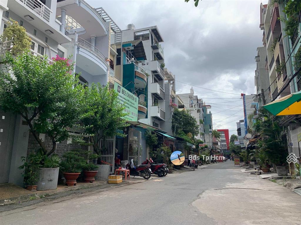 Bán căn hộ dịch vụ đường lê đức thọ ngay chung cư gia phát 5.8 x 20m thu nhập 60tr/1 tháng