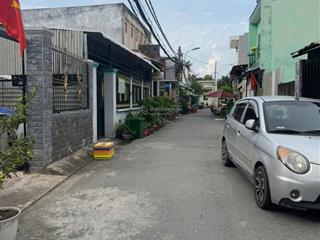 Nhà bè thu nhập ổn định,gd định cư mỹ chdvgần 3 trường đh tài nguyên  đh mở, đh thể dục thể thao