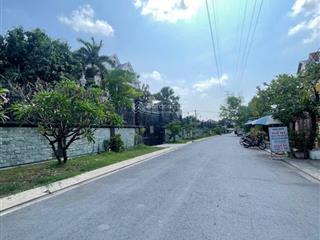 Tổng giảm 1,2t.ỷ thiện chí bán , xuống bằng giá đất,biệt thự góc 2 mặt tiền đường nhựa 12m