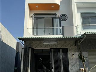 Nhà mới sổ sẵn, hỗ trợ thanh toán 12 tháng.