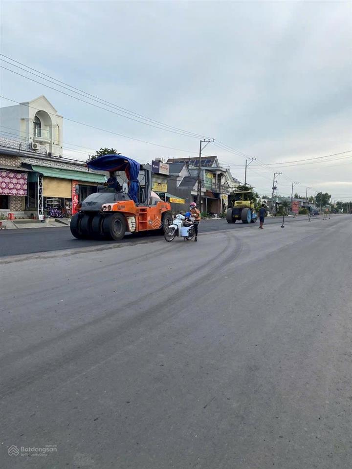 Bán lô đất 103,5m full thổ cư ngay chợ cầu xe, lộc hưng trảng bàng, tây ninh gần kcn giá 600trieu