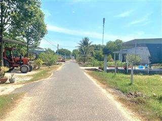 Bán 600m2 đất 10x60m đường nhựa lớn cách chợ phước thạnh 5p dân cư đông đúc thích hợp làm nhà vườn