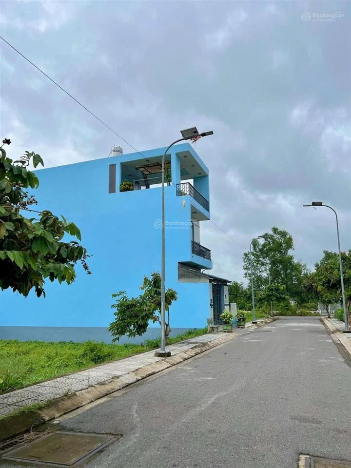 Hàng ngộp bán giảm giá cắt lỗ dt 80m full thổ cư xây dựng tự do tân thông hội củ chi 1tỷ750