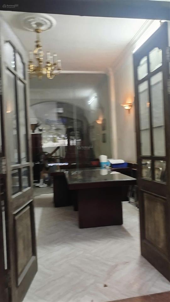 Cho thuê tầng 1 nhà mặt phố tô vĩnh diện 130m², mặt tiền 7m, phù hợp cà phê, văn phòng, cửa hàng