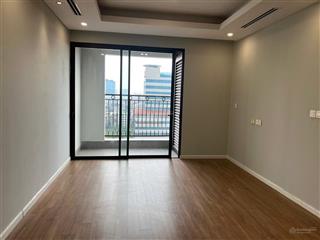 Siêu hiếm. cho thuê căn 1 ngủ tại le capitole  27 thái thịnh, vào luôn.  o.971.342.965
