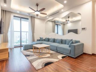 Cho thuê căn hộ discovery , 210m2, 4 ngủ, 3 wc, full đồ, giá 35 tr.  o.971,.342..965
