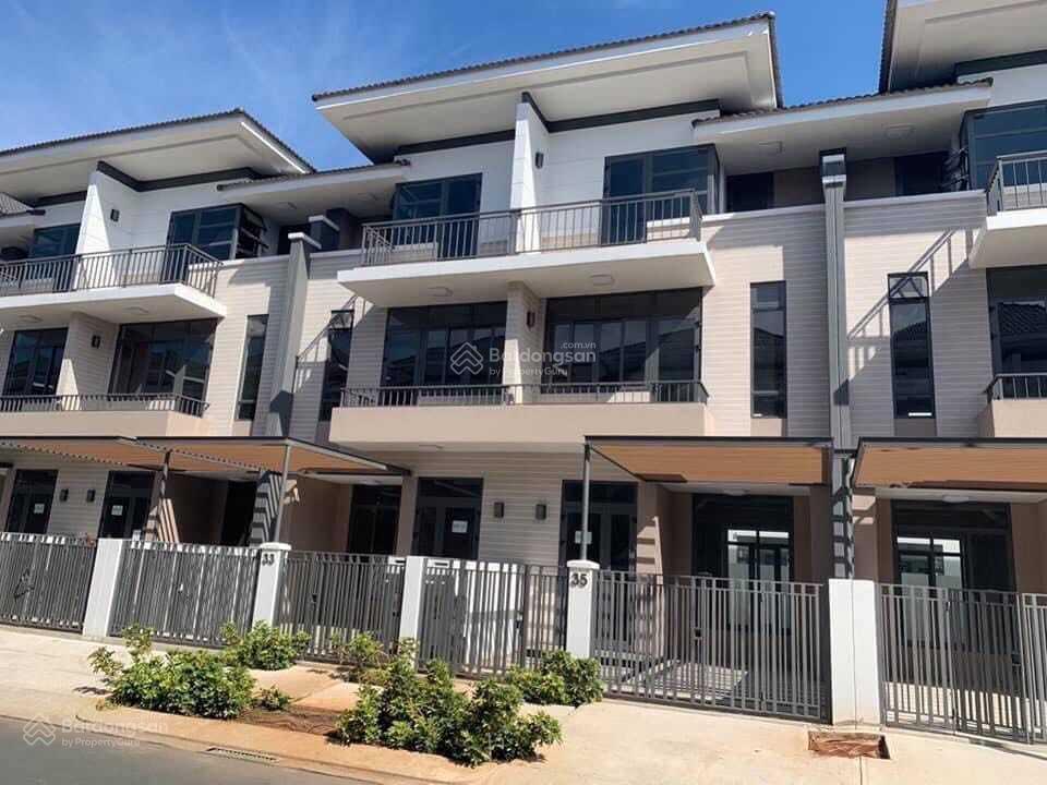 Giá thật  căn nhà phố lavila 5.5x17.6m thô giá chỉ 12 tỷ  0989 866 *** tuyền