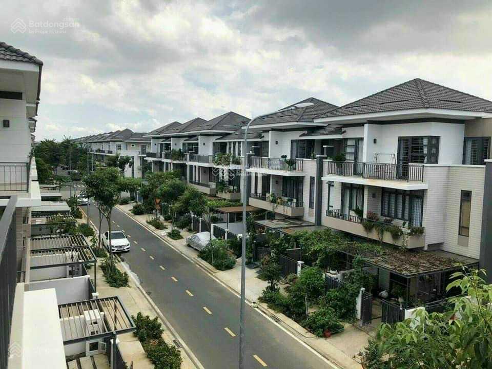 Giá thật  căn nhà phố lavila 5.5x17.6m thô giá chỉ 12 tỷ  0989 866 *** tuyền