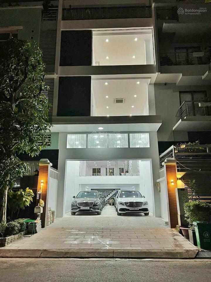 Nhà phố phú mỹ vạn phát hưng q7 6x21m 20 tỷ có nội thất, thiết kế để ở  0989 866 ***