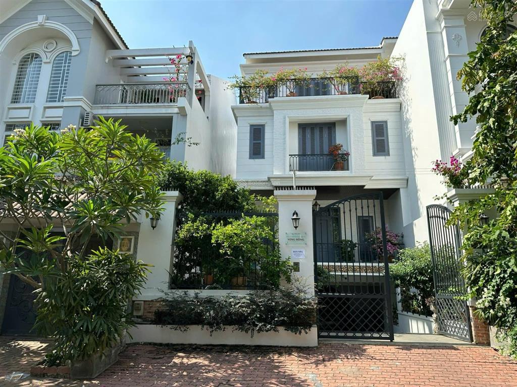 Biệt thự 8x24m 192m2 nhà mới giá 25 tỷ khu nam long trần trọng cung