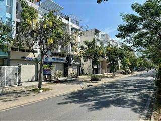 Giá siêu tốt  lô đất mặt tiền hoàng quốc việt 6x22 giá 20 tỷ tl kdc phú mỹ vạn phát hưng