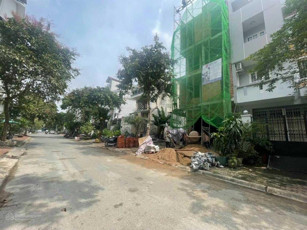 Lô đất biệt thự giá tốt 21.5 tỷ kdc nam long trần trọng cung, 8x24m xd hầm, trệt, lửng 2 lầu