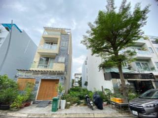 Bán lô đất 6x17 102m2 kdc jamona city đường đào trí chỉ 11.5 tỷ bao gồm móng.  0989 866 *** tuyền
